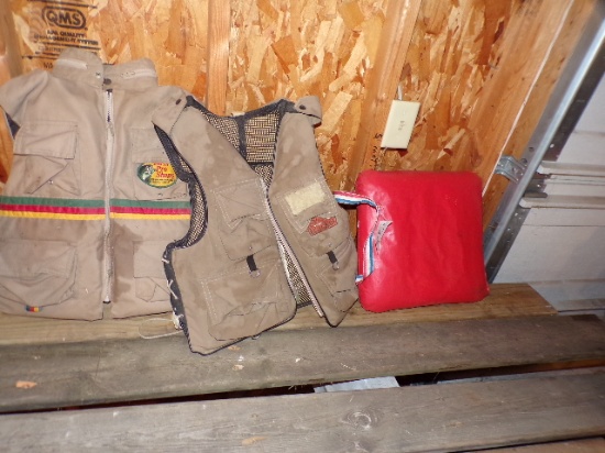 2 Life Jackets