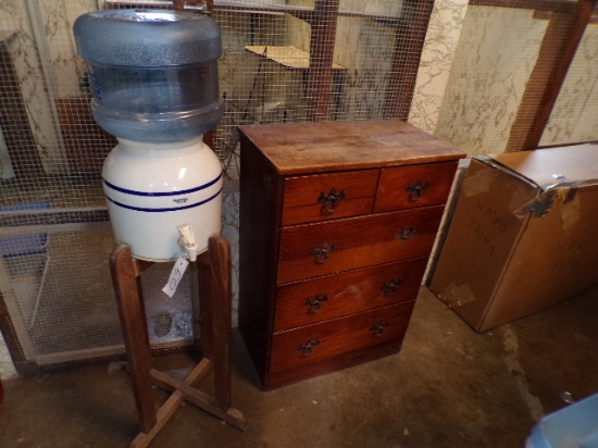 4 Draw Dresser (23"x13.5"x33") & water Bottle w/Stand