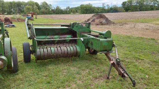 JD 14t Square Baler