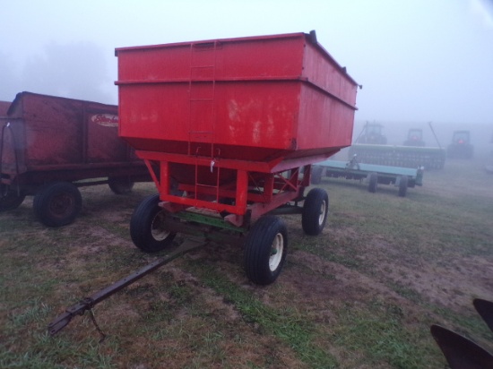 Side Dump Gravity Wagon on JD Gear