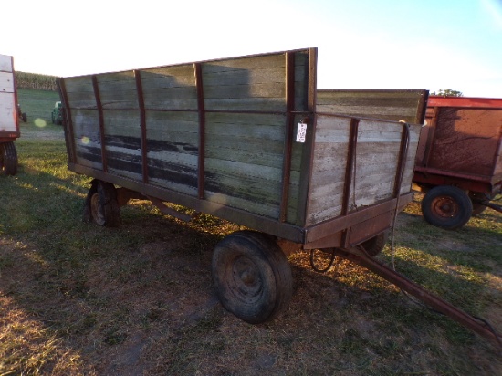 Barge Box on Gear