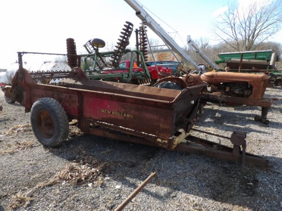 NH 331 Manure Spreader