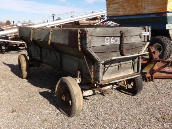 Wood Flair Box Wagon on Gear