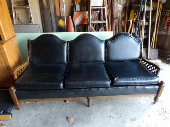 Couch & Chair