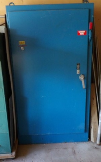 Electrical Switch Box 20"x39 1/2"x71"