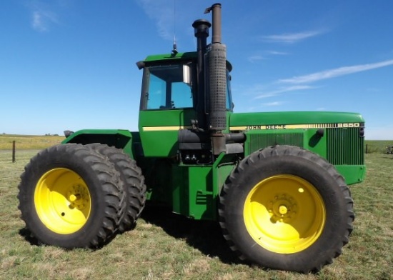 81 JD 8650 Tractor