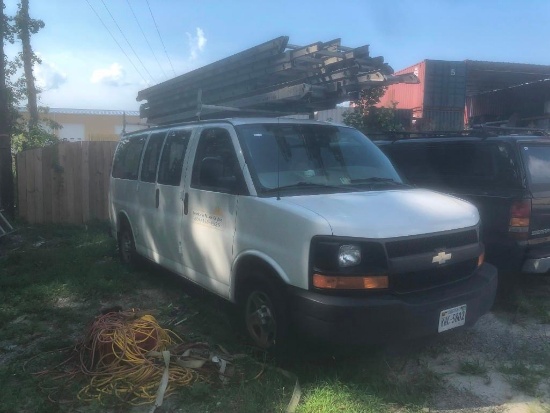 2005 Chevrolet Express Van, VIN # 1gcfg15x451105112