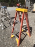 4' Ladder