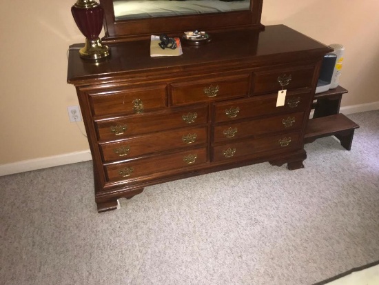 Bedroom Dresser w/ Mirrior