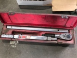 Snap-on 3/4 drive torque wrench w/case