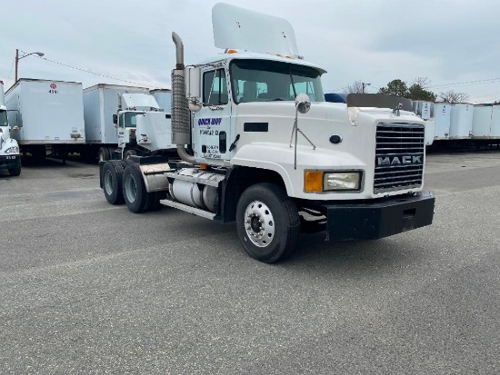 2003 Mack CL713 Truck, VIN # 1M2AD62Y83M012310