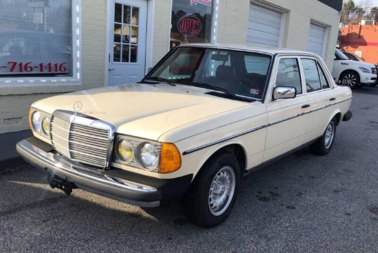 1983 Mercedes-Benz 300 Passenger Car, VIN # WDBAB33A7DB025118