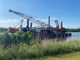 Freight Barge with Manitowoc 4600 Crane