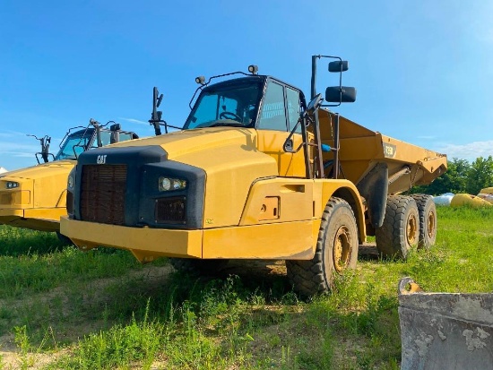 2014 Caterpillar 735B Articulated Dump Truck