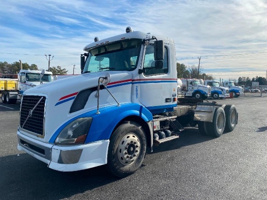 2005 VOLVO VNL TRUCK (VIN: 4V4NC9GHX5N389189)