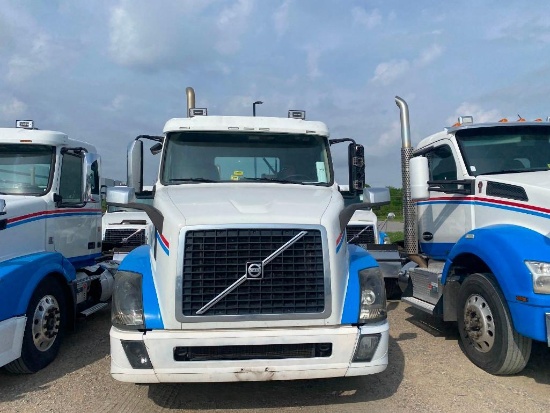 2017 VOLVO VNL TRUCK (VIN: 4V4NC9EJ9HN988255)