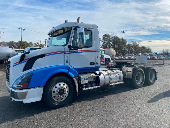 2014 VOLVO VNL TRUCK (VIN: 4V4NC9EJ9EN176417)