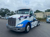 2016 PETERBILT 579 TRUCK (VIN: 1XPBDP9X7GD301050)