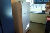 Amana Refrigerator w/ Top Freezer.