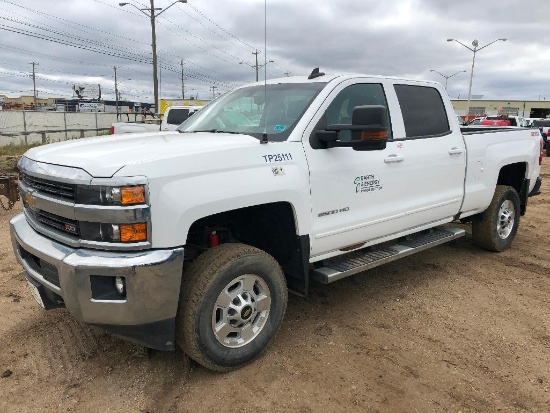 2015 Chevrolet Silverado LT 2500HD Crew Cab Pickup Truck