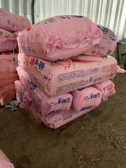 Lot of 10 Bundles R-20 Insulation.