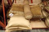 Lot of Queen Duvet Cover, 4 Pillow Shams and Bolster.