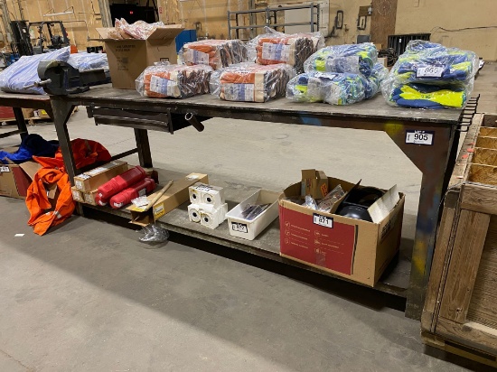 30in X 96in Steel Welding Bench w/ 6in Bench Vise