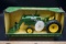 ERTL JD 2440 Utility Tractor with Loader/Tracteur Universel #15162