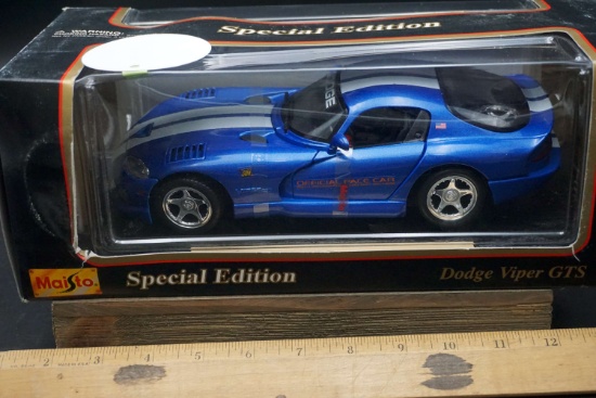 Maisto Special Edition Dodge Viper GTS 1996
