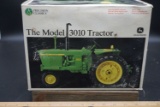ERTL Collectibes, The Model 3010 Tractor #15210