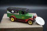 ERTL Collectibles, JD 1927 Graham Brothers Delivery Truck