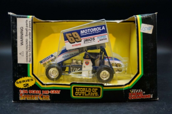 Racing Champions Inc. World of Outlaws 1:24 Die Cast Sprint Car