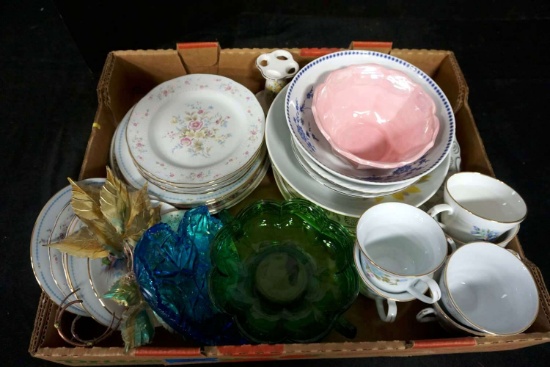 Glassware, Cups and Saucers