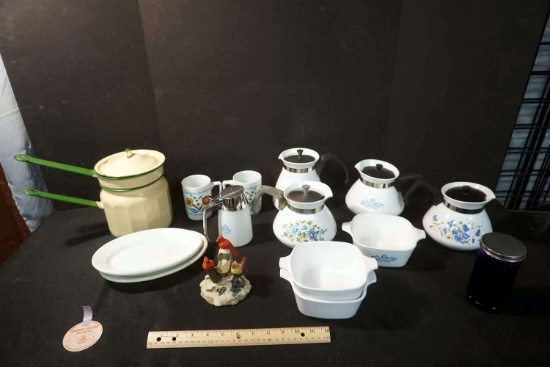 Coffee Pots, Tea Pots, Enamelware, Casseroles