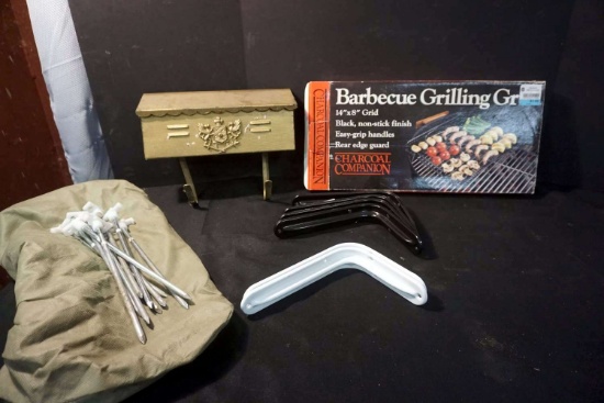 BBQ, Mailbox, Brackets