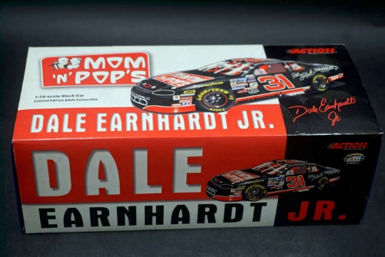 Action 1/24 Stock Car "Mom and Pops"