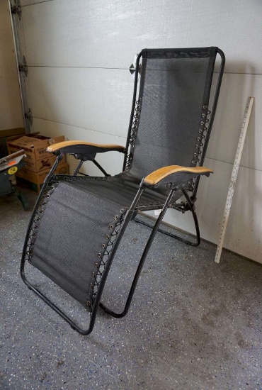 Zero Gravity Reclining Outdoor Chair