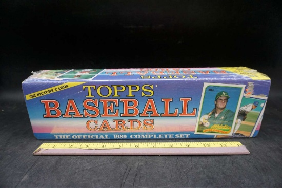 1989 TOPPS Baseball Cards - Full Set