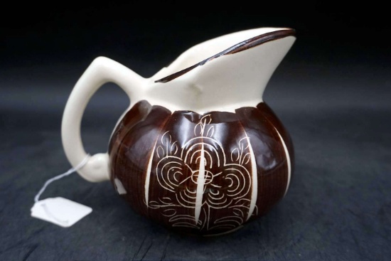 Puritan pottery Kent jug