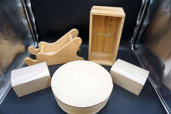 wooden boxes, Wooden sleigh