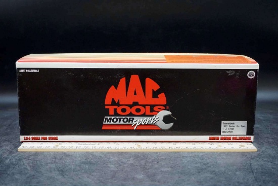 Mac Tools motor sports. Gatornationals diecast car.