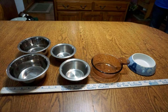 Stainless steel animal food bowls, glassware.