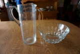 Picture and bowl.