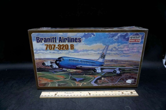 Braniff Airlines model kit.