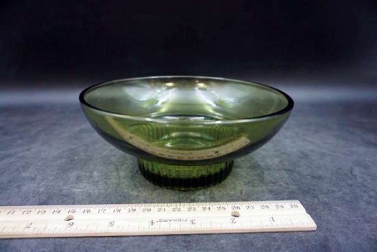 Avocado green pedestal glass footed bowl.