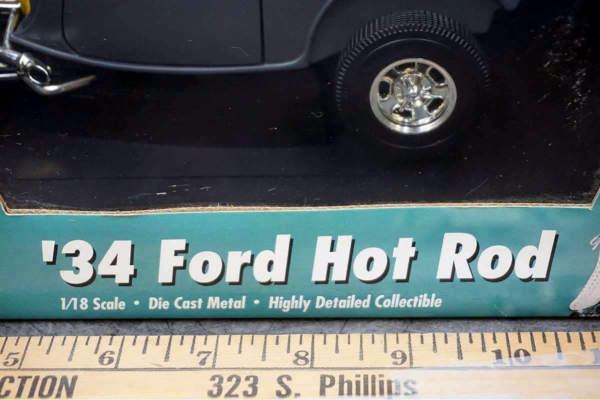 American Graffiti 1934 Ford hot rod. American | Proxibid