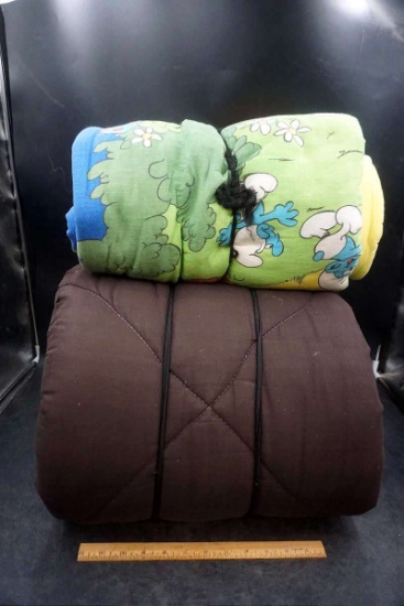 Smurf sleeping bag, brown sleeping bag.