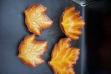 Leaf dishware.