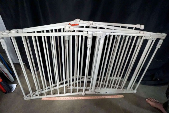 Foldable Child/Pet Gates
