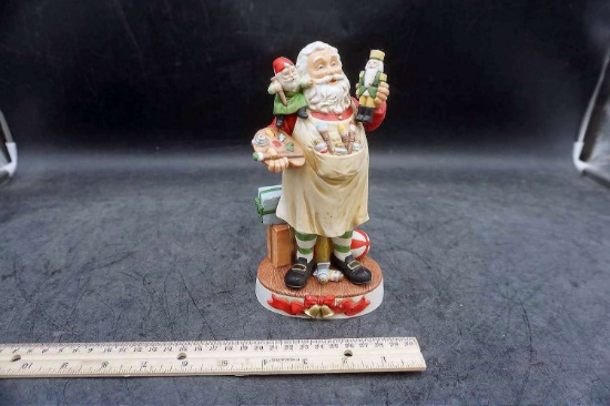 Santa Claus Figurine